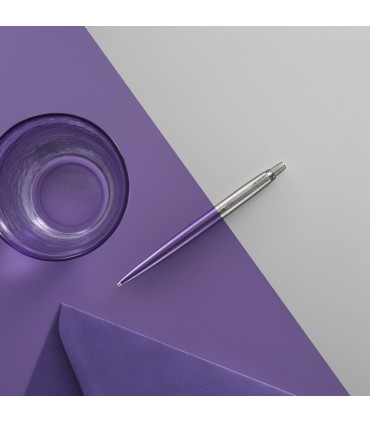 Parker Jotter Ballpoint Pen | Victoria Violet | Medium Point Blue Ink