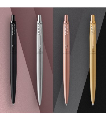 Parker Jotter XL Ballpoint Pen | Monochrome Matte Black | Medium Point | Blue Ink | Blister Pack